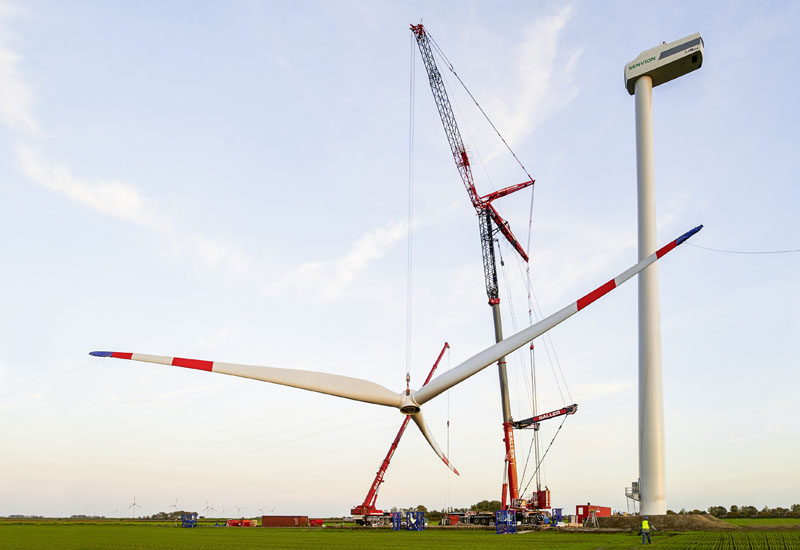 Liebherr crane erects five turbines in five weeks