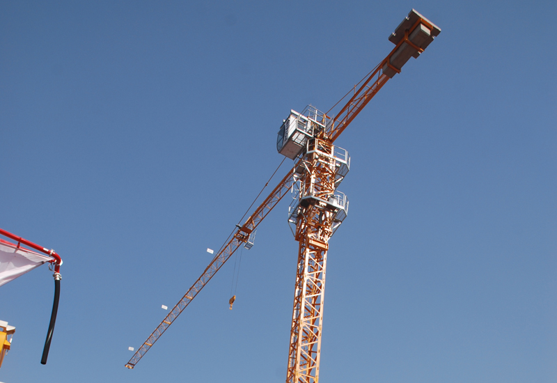 Manitowoc Cranes adopts global management strategy