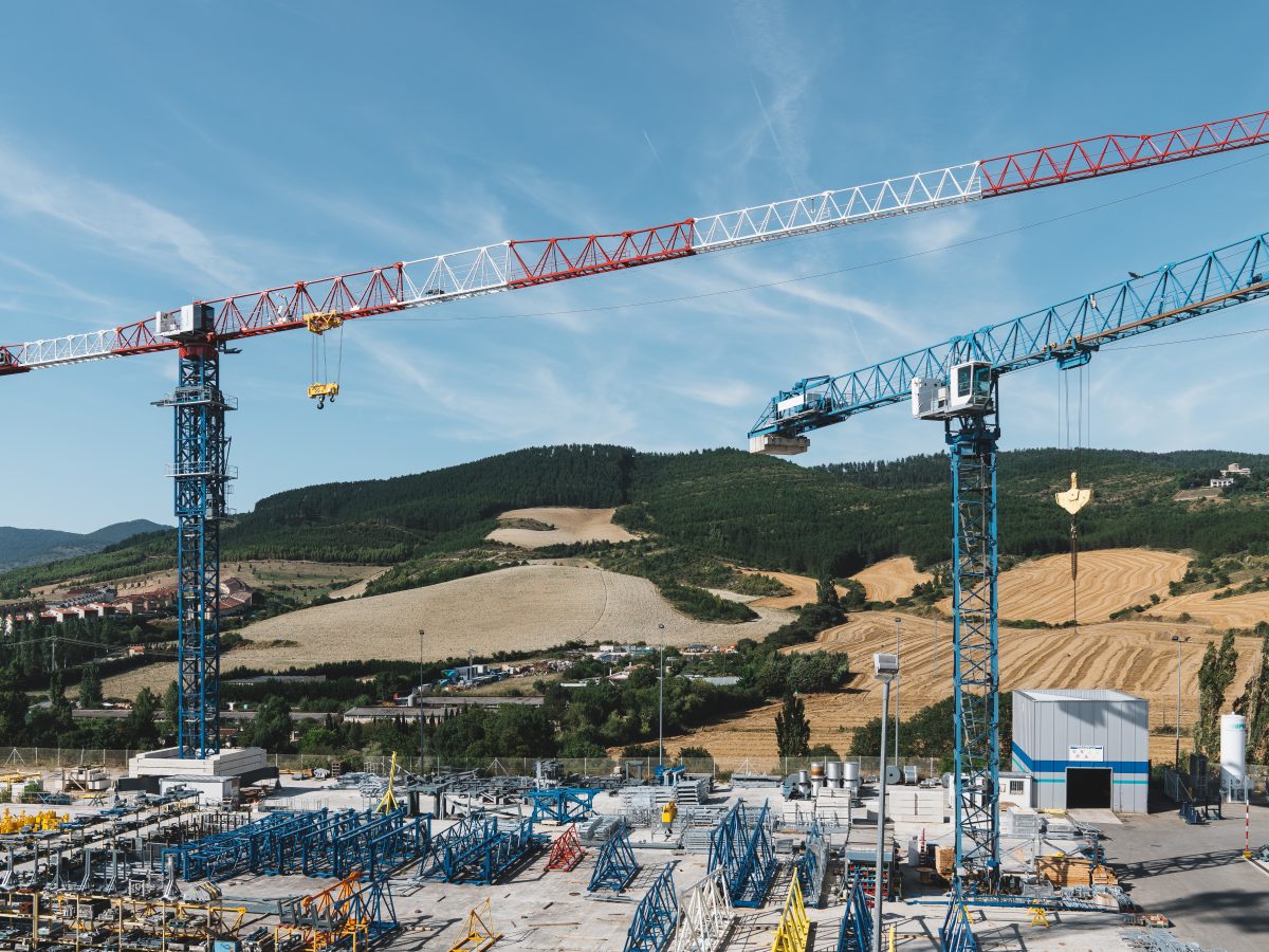 Comansa launches flat top tower cranes for 25, 37.5 and 50 tonne loads