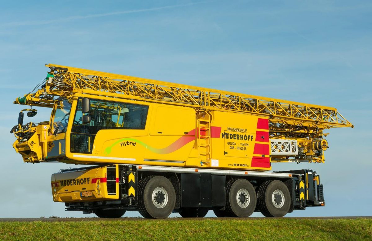 Spierings launches the City Boy, the world’s first zero-emission hybrid mobile crane