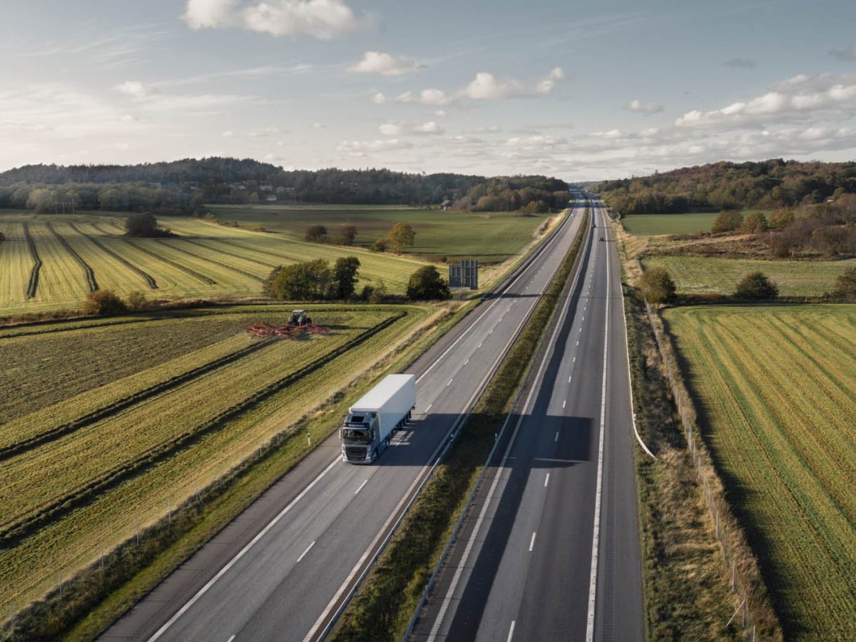 Volvo Group and SSAB collaborate to develop and commercialise vehicles made of fossil-free steel