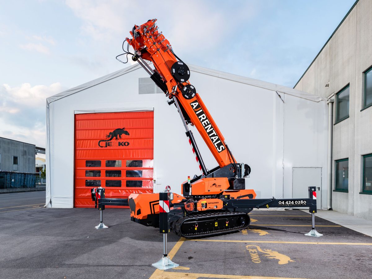 AJI Rentals introduces the biggest mini crane in the UAE