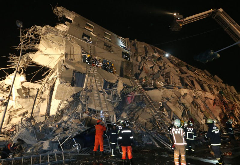 Toppled Taiwanese tower hid tin cans in concrete