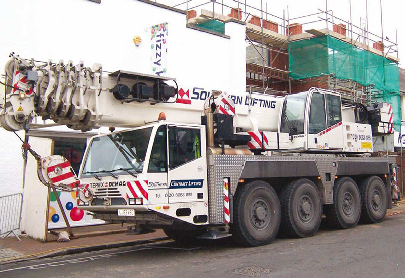 Terex makes third quarter loss