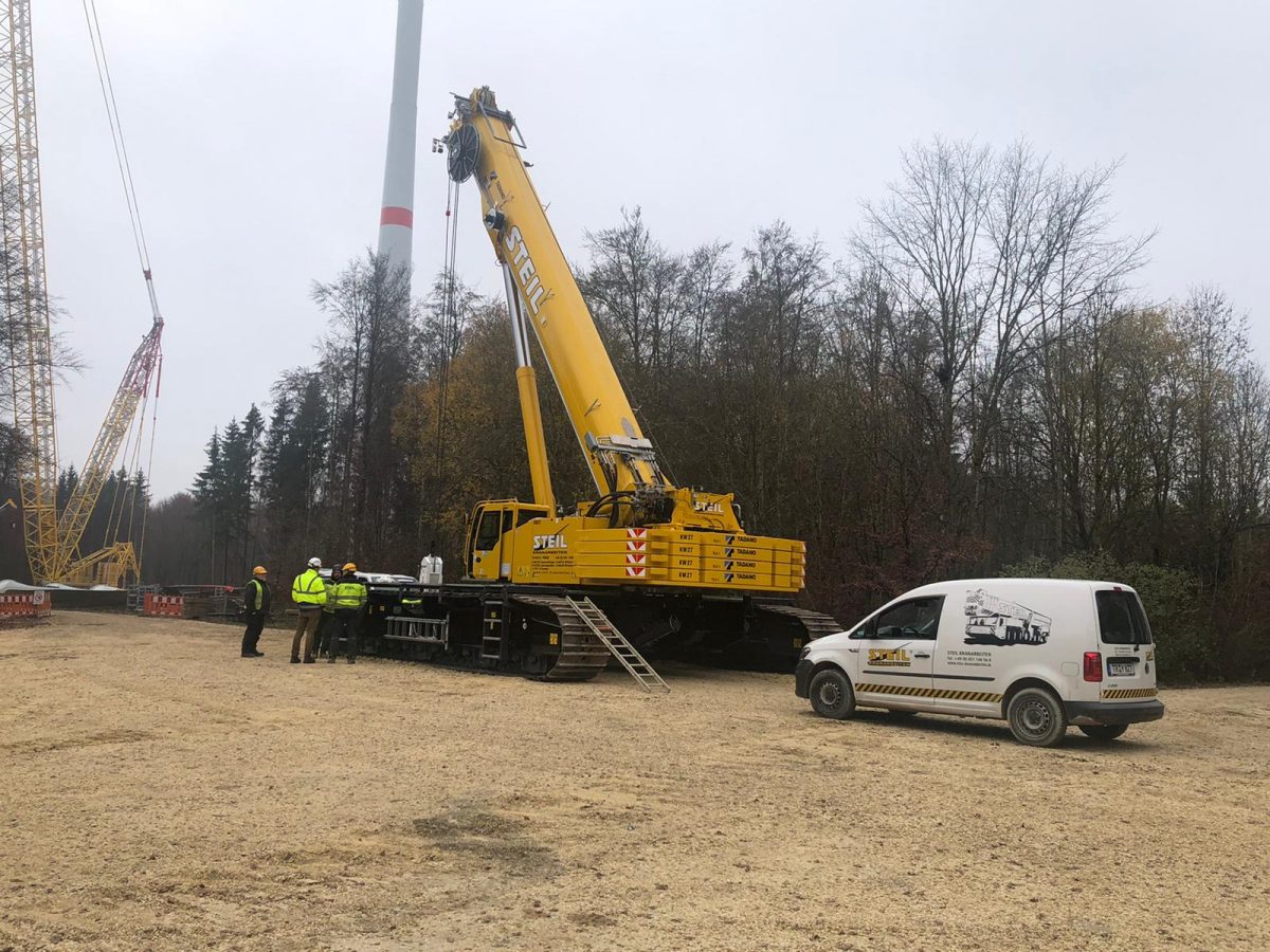 World’s first Tadano GTC 1800EX telescopic boom crawler crane goes to heavy haulage company in Germany