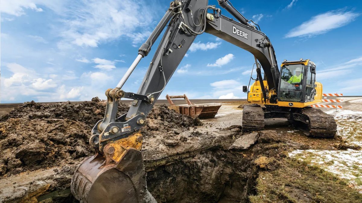 John Deere 210G LC and 350G LC excavators are now available with factory-installed SmartGrade technology