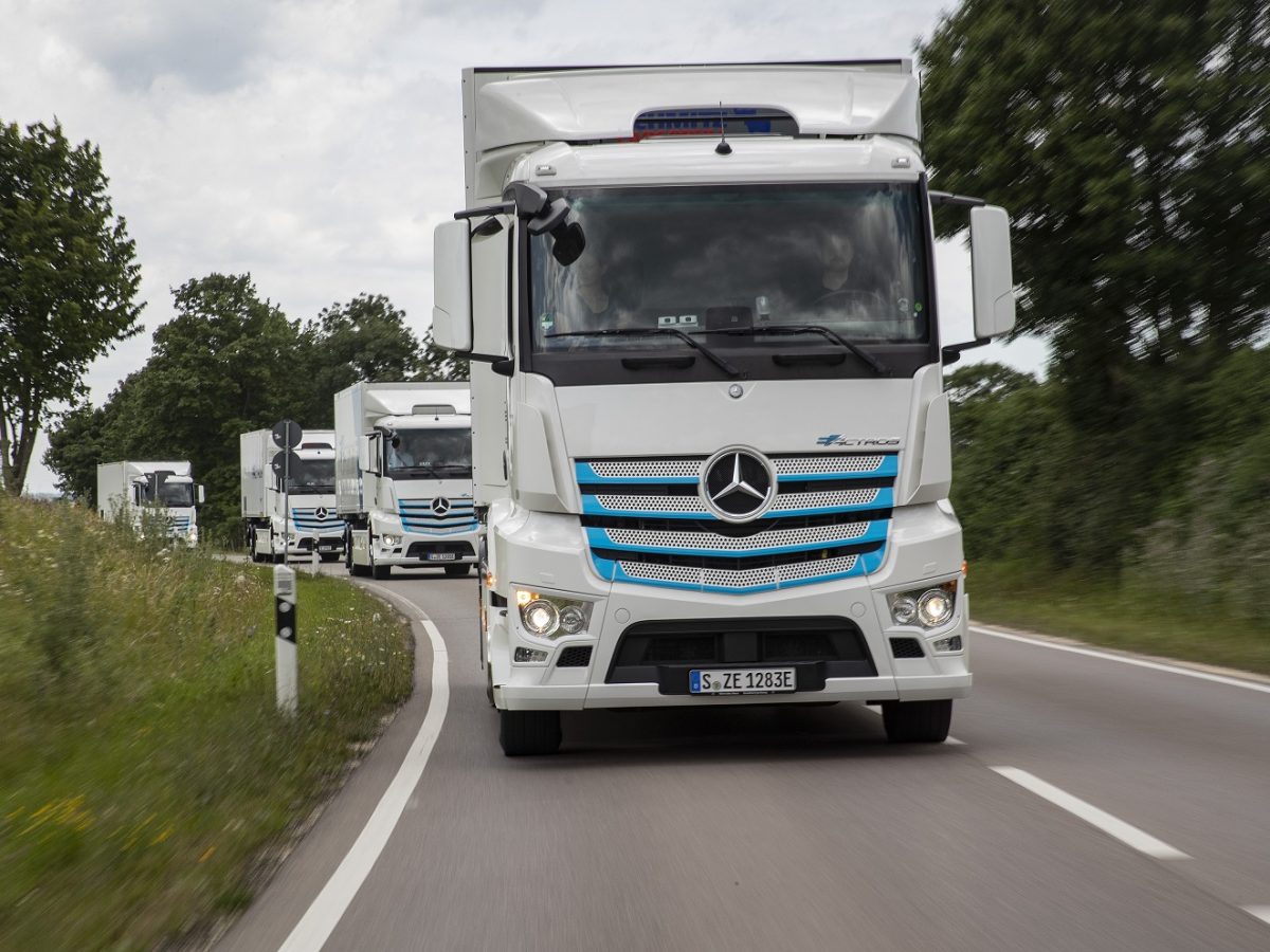 Daimler Trucks & Buses achieves milestone of 7 million km driven with electric vehicles