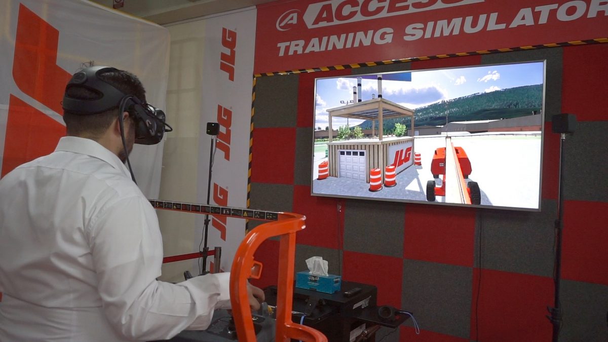 Video: World's first JLG AccessReady XR simulator installed at Access Hire Middle East