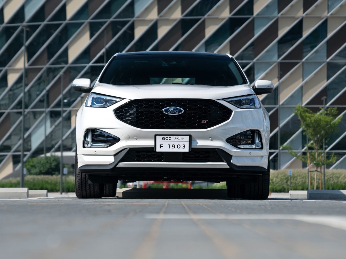 The new Ford Edge offers a comprehensive range of camera- and sensor-based driver assistance technologies