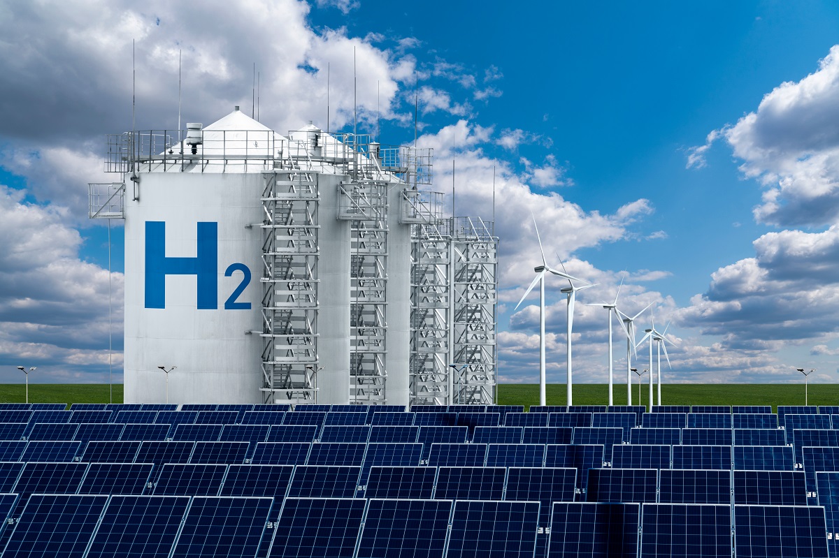 Green hydrogen from solar, wind and renewables