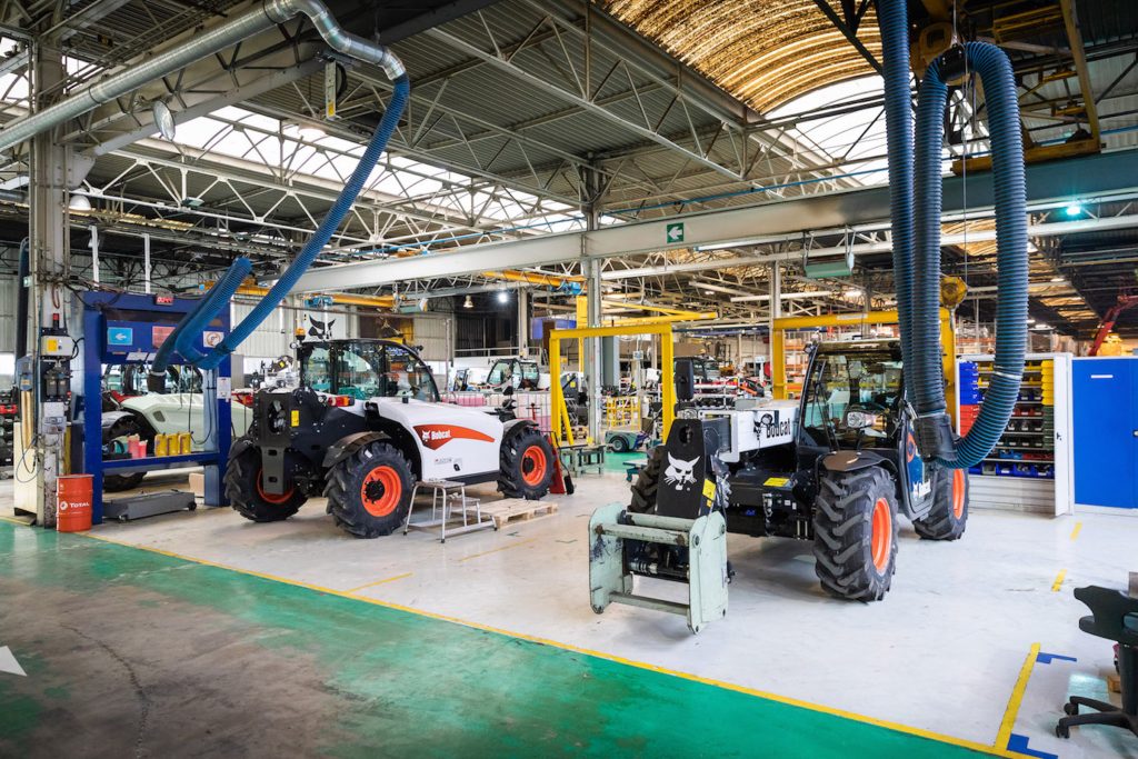 Bobcat telehandler factory Pontchateau