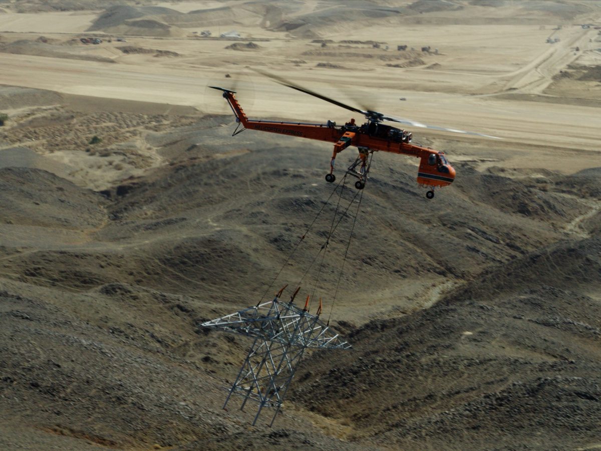 Helicopter-aided sustainable construction