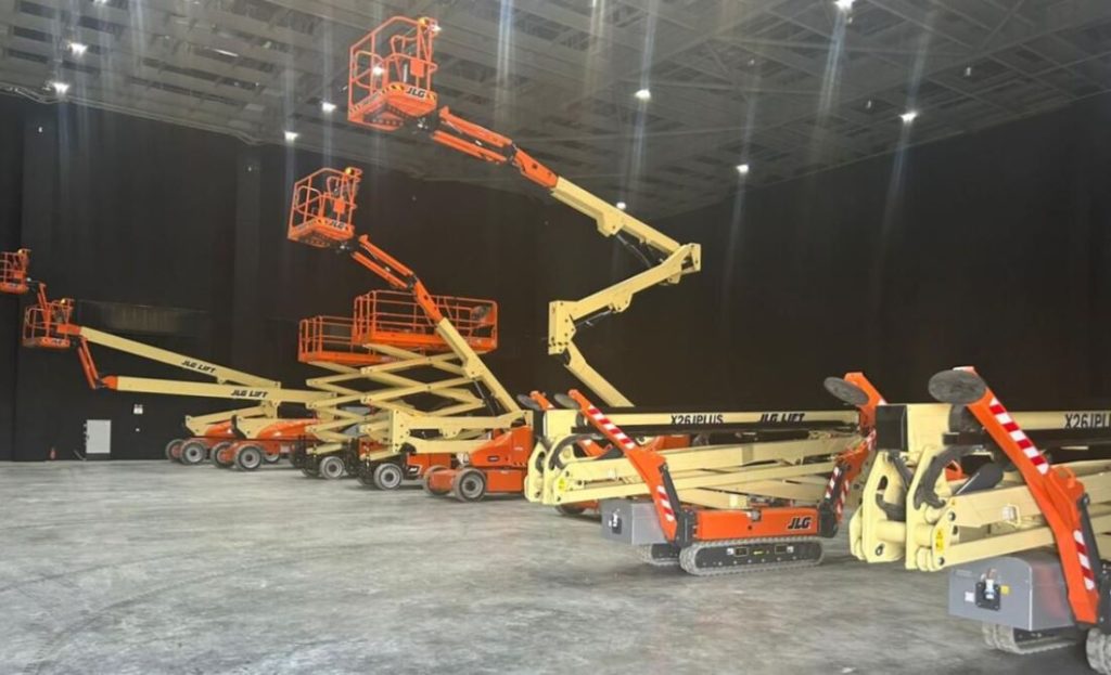 MEWP NEOM buys JLG equipment